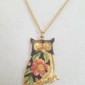 Owl Damascene Style Pendant Etched Embossed Gold Tone Chain Necklace Halloween